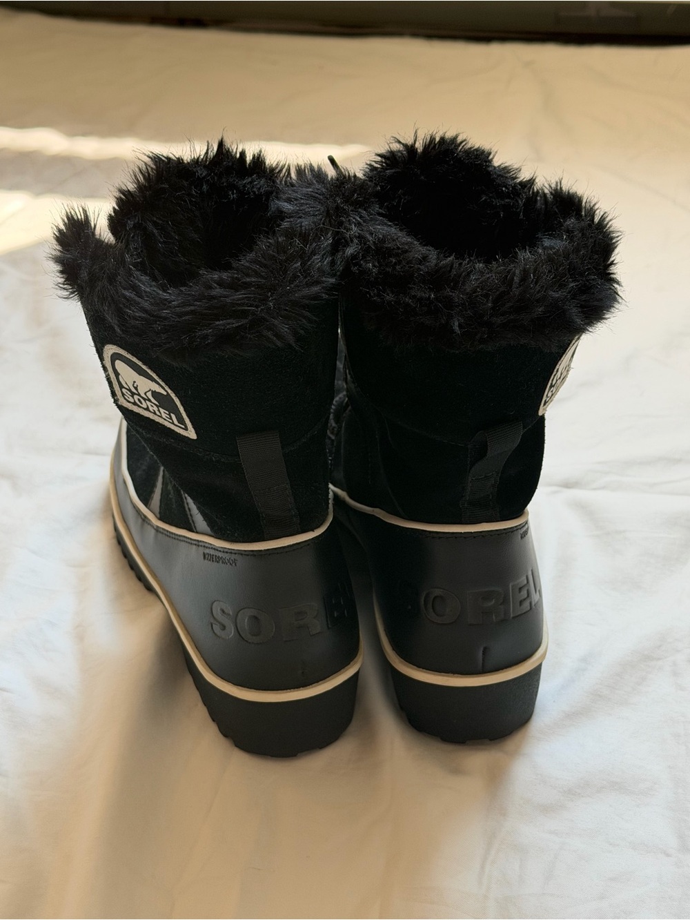 Sorel Women's TIVOLI II Black Suede Faux Fur Lined Waterproof Winter Snow Boot - Picture 4 of 6